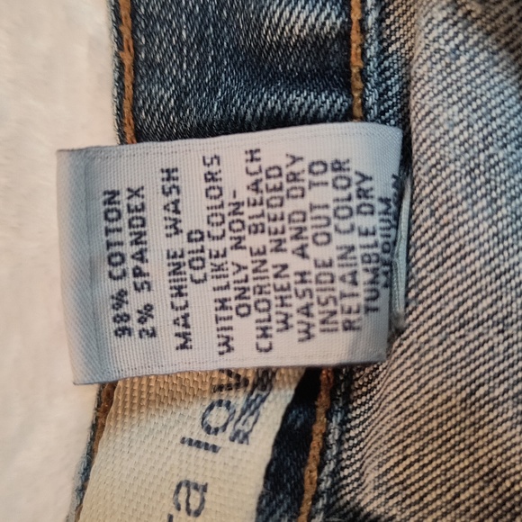 Customized Vintage Gap Jeans - Picture 5 of 11